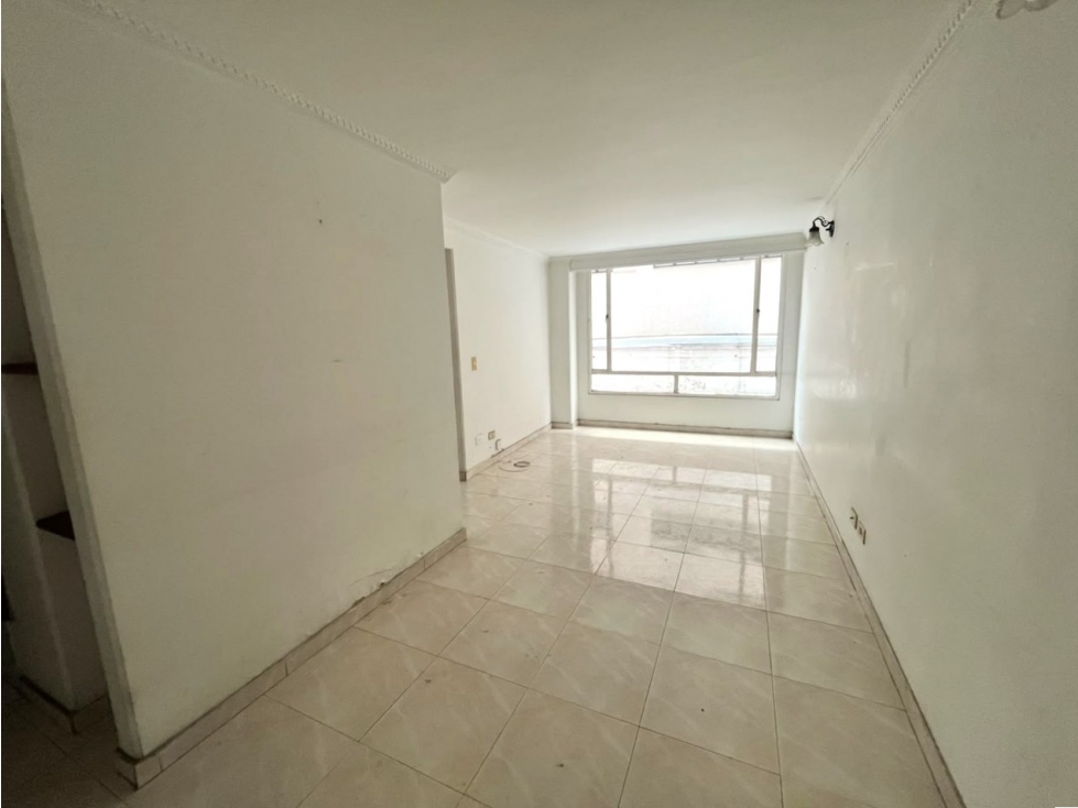 Apartamento en venta en La Floresta, Bogotá · foto 2 de 16