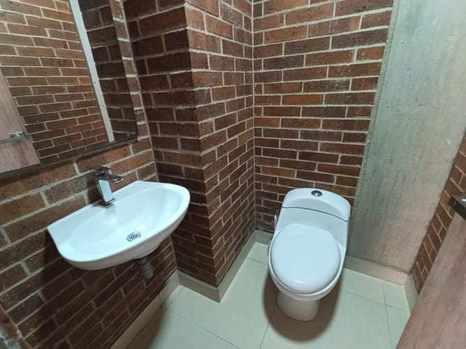 Oficina en arriendo en El Poblado, Medellín, 136 m² · foto 15 de 15