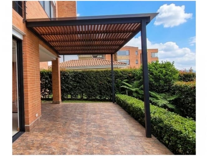 Casa de 3 alcobas en venta en El Tesoro, Medellín, 280 m² · foto 6 de 24