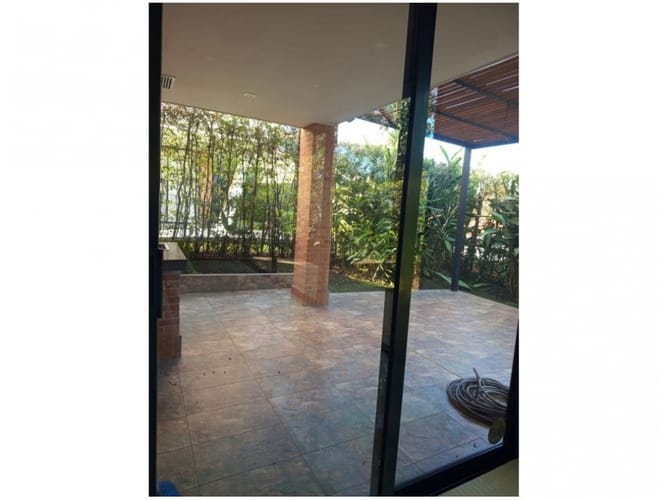 Casa de 3 alcobas en venta en El Tesoro, Medellín, 280 m² · foto 10 de 24