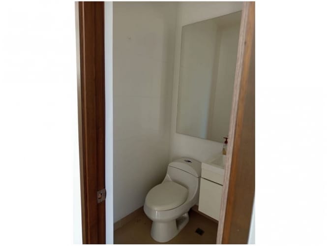 Casa de 3 alcobas en venta en El Tesoro, Medellín, 280 m² · foto 15 de 24