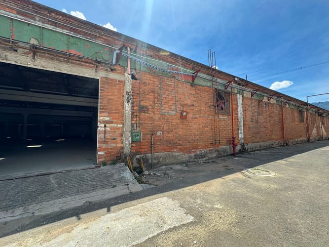 Bodega en arriendo en Zona Industrial No. 1, Itagüí, 3500 m² · foto 8 de 10