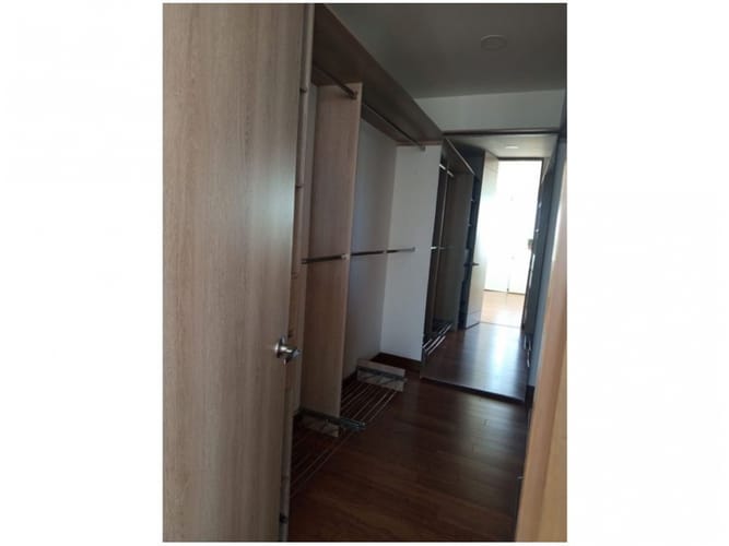 Casa de 3 alcobas en venta en El Tesoro, Medellín, 280 m² · foto 24 de 24