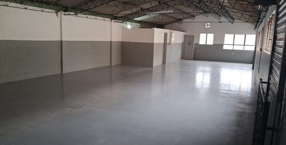 Bodega en arriendo en El Poblado, Medellín, 149 m² · foto 3 de 9
