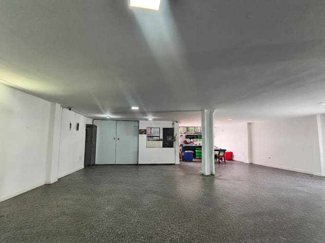 Local en arriendo en Vía Las Palmas, Medellín, 480 m² · foto 6 de 20