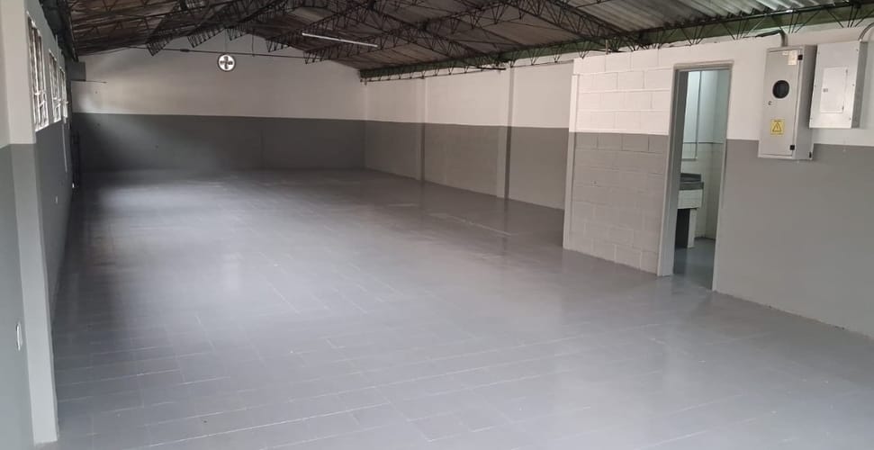 Bodega en arriendo en El Poblado, Medellín, 149 m² · foto 6 de 9