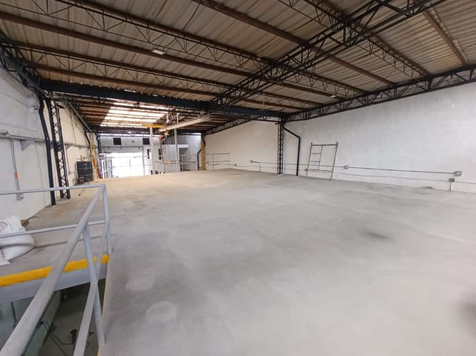 Bodega en arriendo en Guayaquil, Medellín, 380 m² · foto 4 de 15