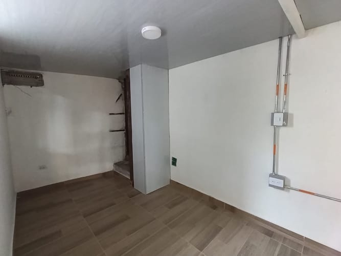 Bodega en arriendo en Guayaquil, Medellín, 380 m² · foto 9 de 15