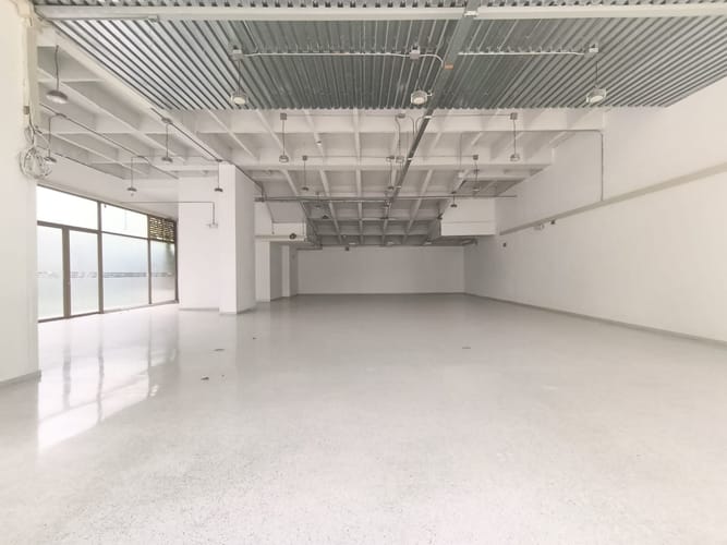 Local en arriendo en El Poblado, Envigado, 259 m² · foto 8 de 9