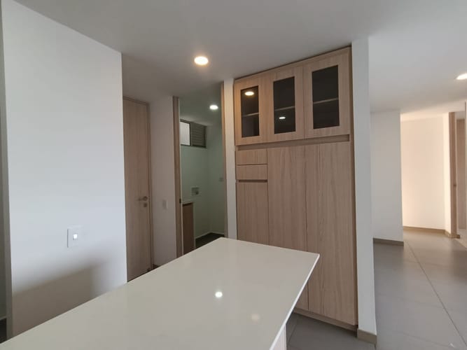 Apartamento de 2 alcobas en arriendo en Cristo Rey, Medellín, 67 m² · foto 4 de 13