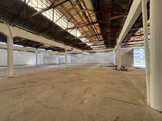 Bodega en arriendo en Zona Industrial No. 1, Itagüí, 2400 m² · foto 2 de 15