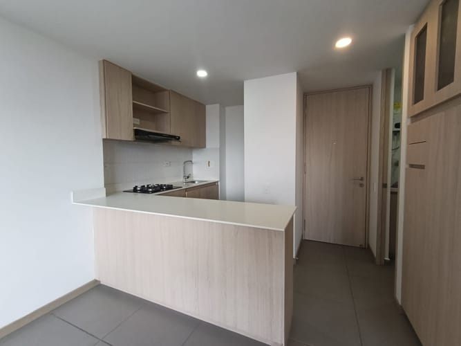 Apartamento de 2 alcobas en arriendo en Cristo Rey, Medellín, 67 m² · foto 7 de 13
