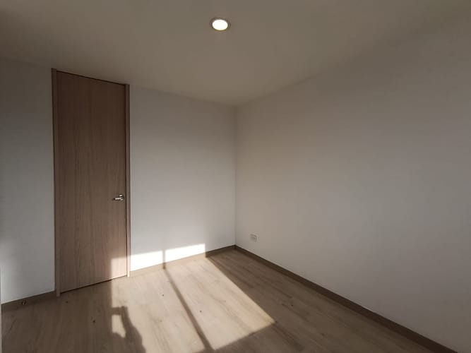 Apartamento de 2 alcobas en arriendo en Cristo Rey, Medellín, 67 m² · foto 12 de 13