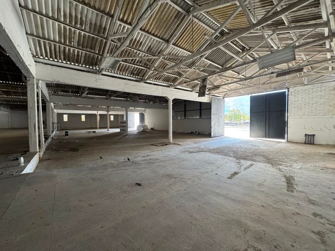 Bodega en arriendo en Zona Industrial No. 1, Itagüí · foto 17 de 18