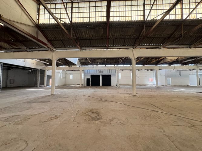 Bodega en arriendo en Zona Industrial No. 1, Itagüí, 2400 m² · foto 14 de 15
