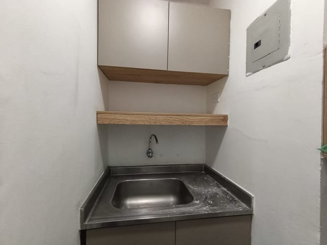 Oficina en arriendo en El Poblado, Medellín, 95 m² · foto 7 de 9