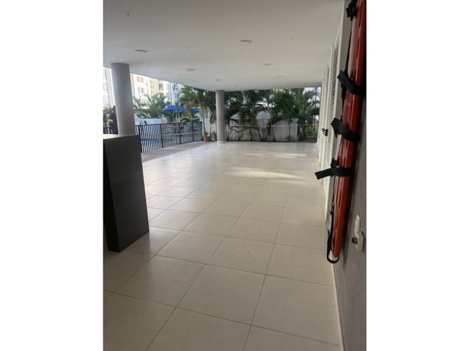 Apartamento de 2 alcobas en venta en Guabinas, Yumbo, 59 m² · foto 11 de 14