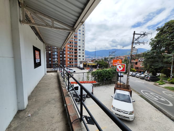 Oficina en arriendo en Viviendas Del Sur, Itagüí, 50 m² · foto 5 de 9