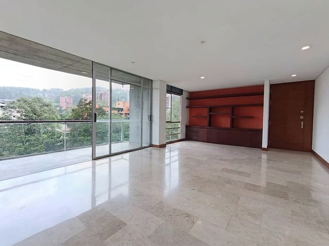 Apartamento de 3 alcobas en arriendo en Las Lomas, Medellín, 280 m² · foto 20 de 20