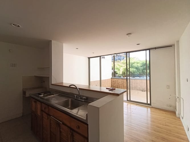 Apartamento de 1 alcoba en arriendo en El Poblado, Medellín, 49 m² · foto 2 de 13
