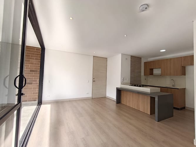 Apartamento de 1 alcoba en arriendo en El Poblado, Medellín, 67 m² · foto 2 de 20