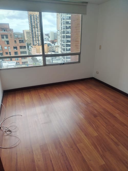 Apartamento de 3 alcobas en arriendo en Centro Internacional, Bogotá, 72 m² · foto 3 de 11
