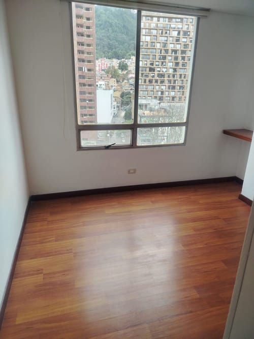 Apartamento de 3 alcobas en arriendo en Centro Internacional, Bogotá, 72 m² · foto 5 de 11