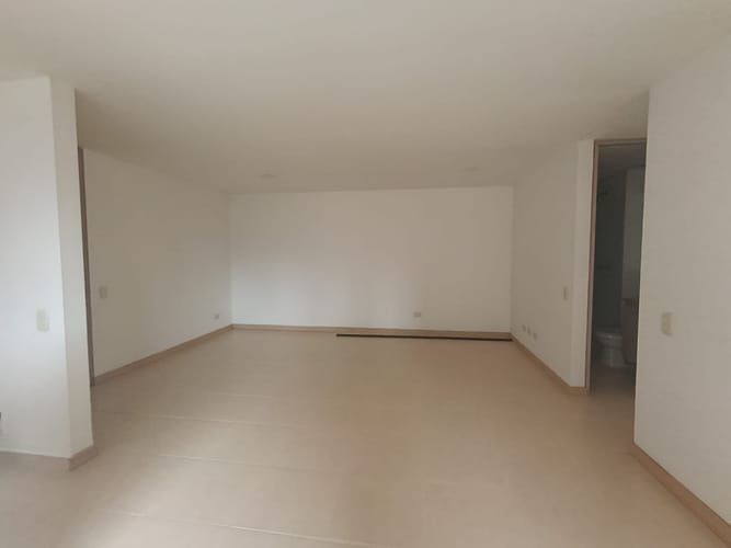 Apartamento de 3 alcobas en arriendo en Loma De La Doctora, Sabaneta, 78 m² · foto 9 de 20