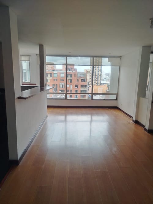 Apartamento de 3 alcobas en arriendo en Centro Internacional, Bogotá, 72 m² · foto 7 de 11