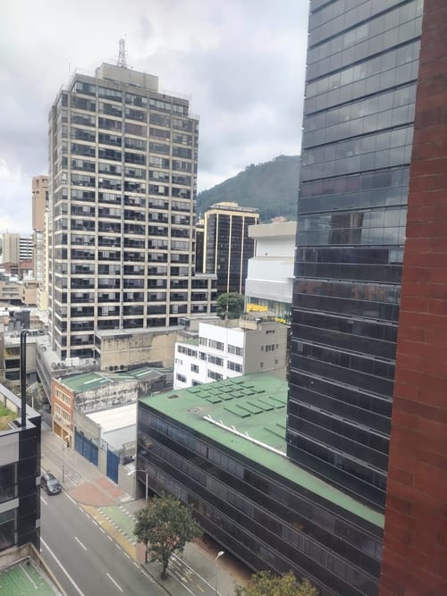 Apartamento de 3 alcobas en arriendo en Centro Internacional, Bogotá, 72 m² · foto 9 de 11