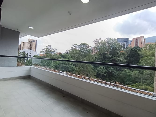 Apartamento de 1 alcoba en arriendo en El Poblado, Medellín, 67 m² · foto 11 de 20