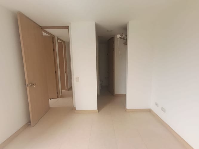 Apartamento de 3 alcobas en arriendo en Loma De La Doctora, Sabaneta, 78 m² · foto 18 de 20