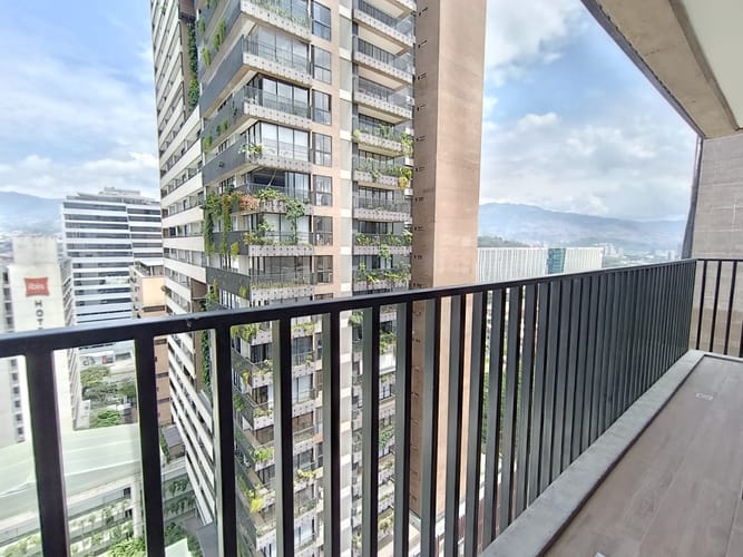 Apartamento de 1 alcoba en arriendo en Villa Carlota, Medellín, 62 m² · foto 12 de 16