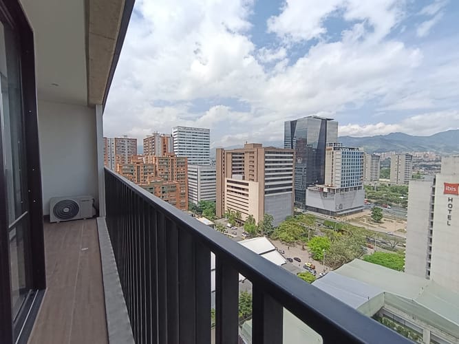 Apartamento de 1 alcoba en arriendo en Villa Carlota, Medellín, 62 m² · foto 13 de 16