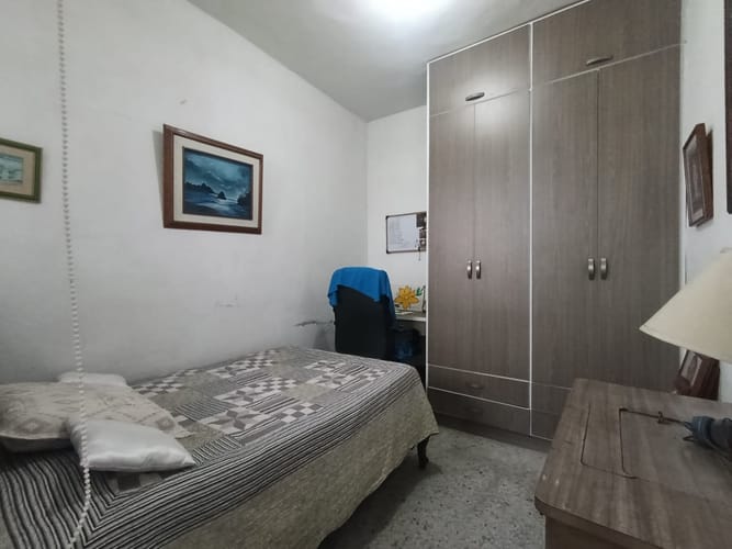 Casa de 4 alcobas en arriendo en Boston, Medellín, 90 m² · foto 6 de 13