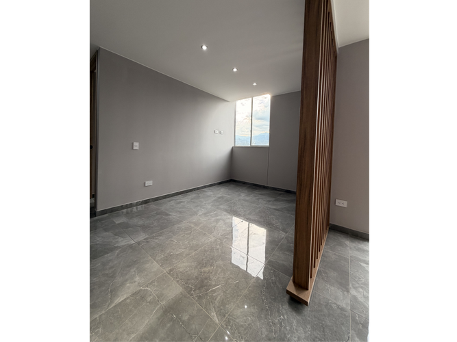 Apartamento de 2 alcobas en arriendo en El Piloto I Etapa, Jamundí, 74 m² · foto 8 de 17
