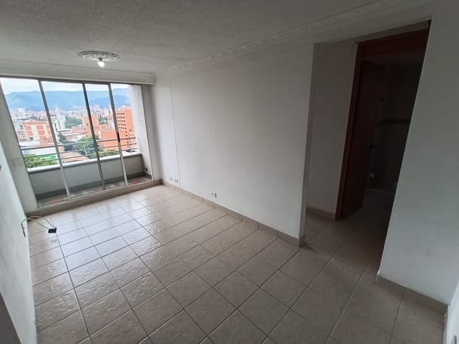 Apartaestudio en arriendo en Laureles, Medellín, 45 m² · foto 3 de 17