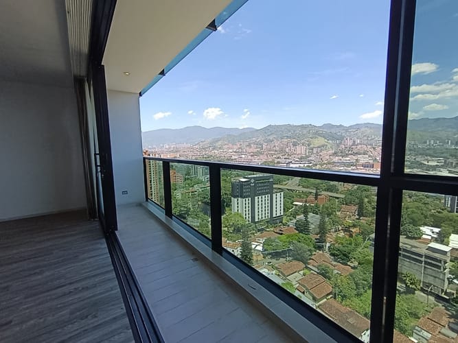 Apartamento de 1 alcoba en arriendo en El Castillo, Medellín, 77 m² · foto 8 de 20