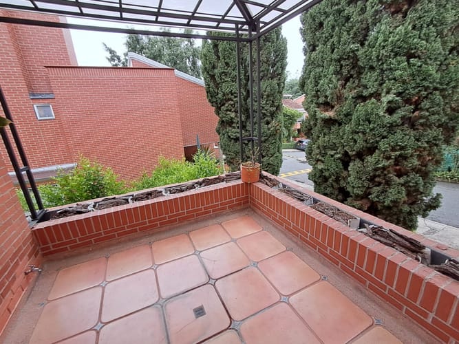 Casa de 4 alcobas en arriendo en Las Lomas, Medellín, 300 m² · foto 15 de 24