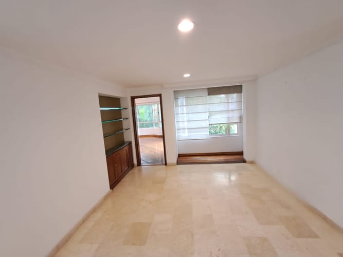 Casa de 4 alcobas en arriendo en Las Lomas, Medellín, 300 m² · foto 21 de 24