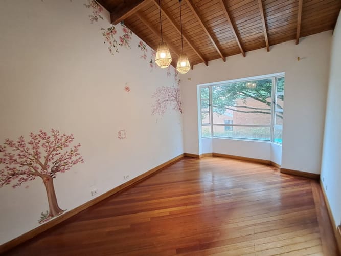 Casa de 4 alcobas en arriendo en Las Lomas, Medellín, 300 m² · foto 22 de 24