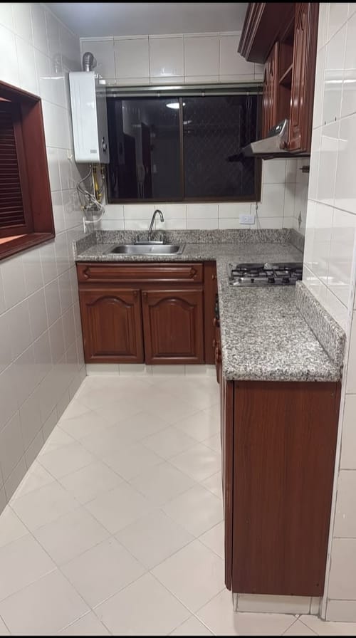 Apartamento de 1 alcoba en arriendo en Chico Norte, Bogotá, 65 m² · foto 6 de 8