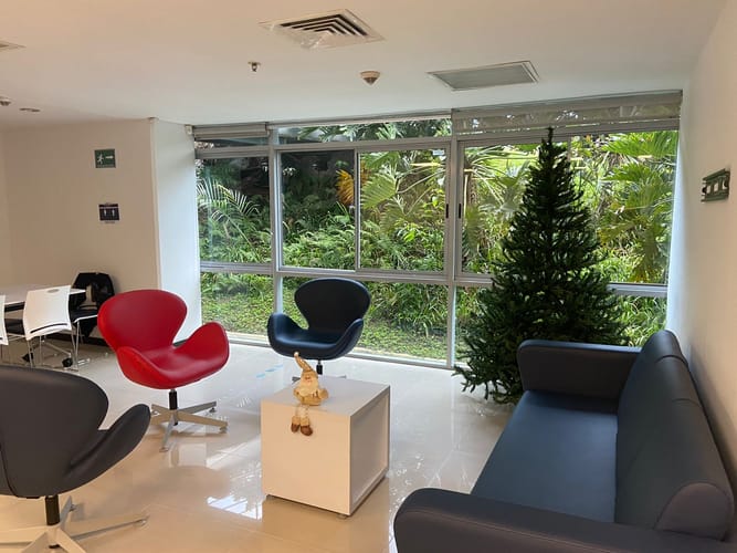 Oficina en arriendo en Loma Del Escobero, Envigado, 152 m² · foto 4 de 10