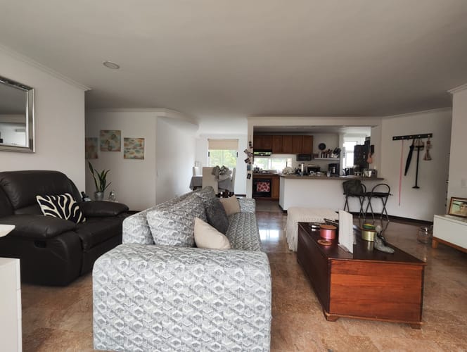 Apartamento de 2 alcobas en arriendo en Urbanización Las Cumbres, Medellín, 100 m² · foto 5 de 14