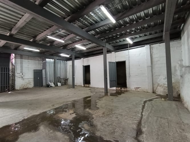 Bodega en arriendo en San Diego, Medellín, 215 m² · foto 3 de 14