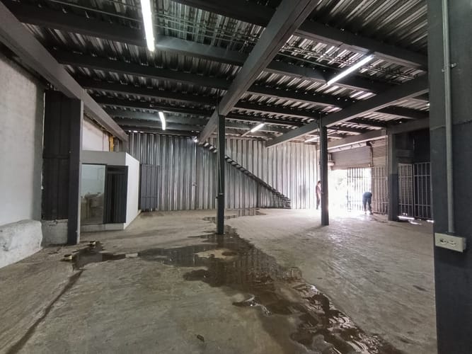 Bodega en arriendo en San Diego, Medellín, 215 m² · foto 4 de 14