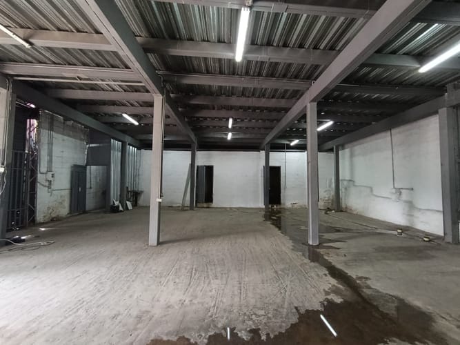 Bodega en arriendo en San Diego, Medellín, 215 m² · foto 11 de 14