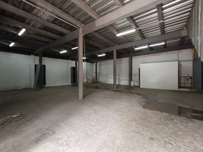 Bodega en arriendo en San Diego, Medellín, 215 m² · foto 12 de 14