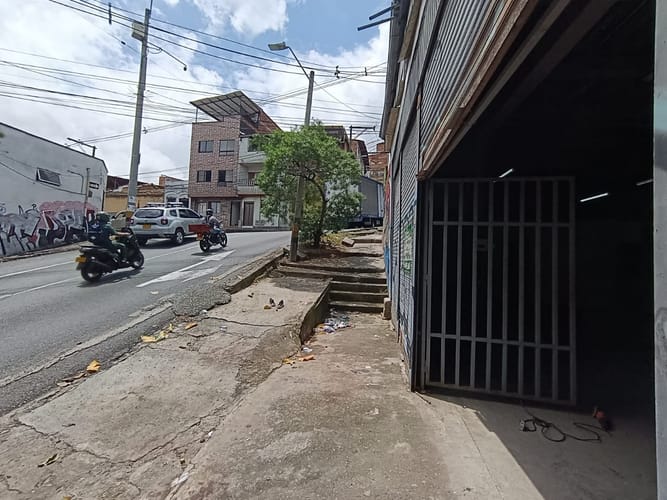 Bodega en arriendo en San Diego, Medellín, 215 m² · foto 14 de 14