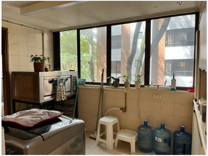 Apartamento de 3 alcobas en venta en La Florida, Medellín, 207 m² · foto 5 de 24